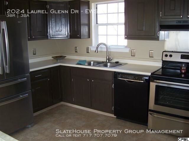 Building Photo - 3 bedroom in Deer Path Woods