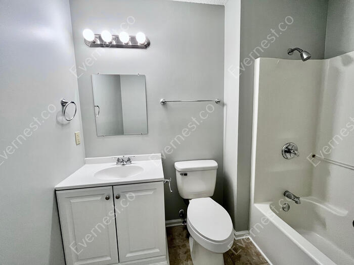 Building Photo - 5111 Hampton Meadows Rd