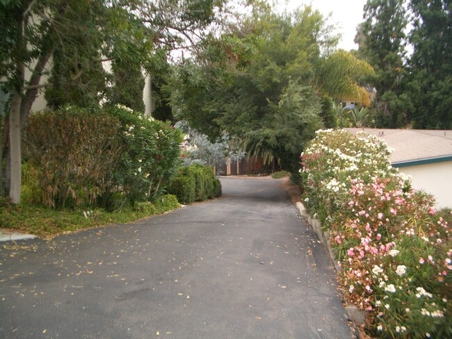 Building Photo - 4558 Judson Way