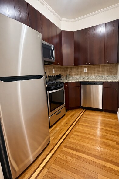 Building Photo - 3461 Irwin Ave