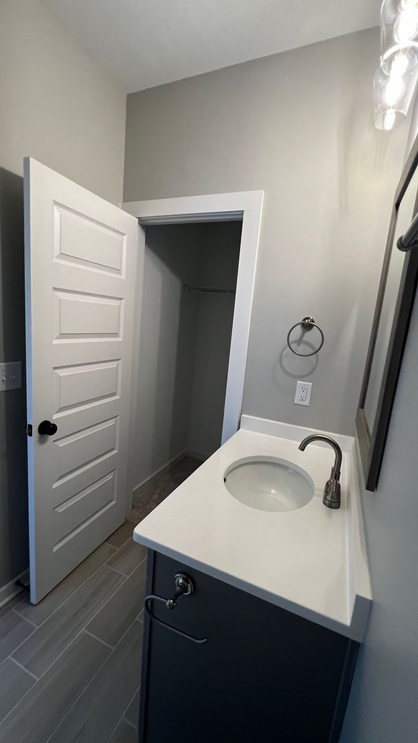 Building Photo - Spain Park Schools 3 Bedroom / 3 Bath Townhouse newly constructed