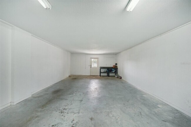 Building Photo - 637 Pinellas Bayway