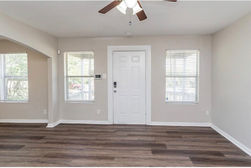 Building Photo - 5633 Curzon Ave