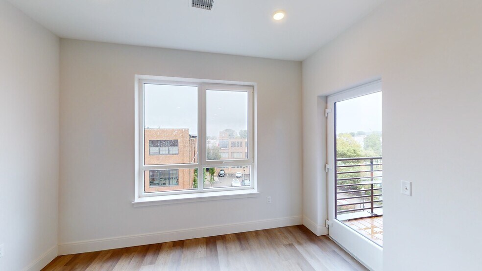 Building Photo - 957 Dorchester Ave