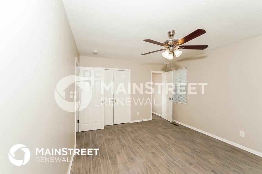 Building Photo - 6594 Davison Rd