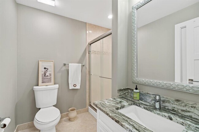 Building Photo - 5656 Via Delray Blvd