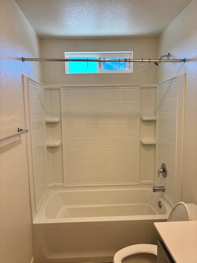 Building Photo - RENTAL AMOUNT JUST REDUCED ONLY $2,525 PER...