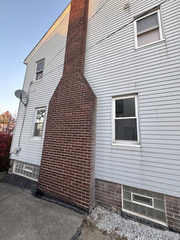 Building Photo - 11104 Lincoln Ave