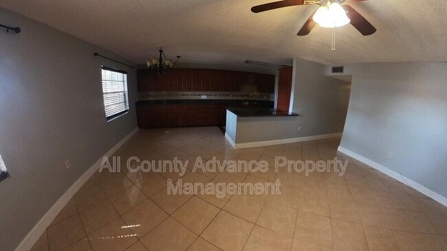 Building Photo - 1713 Belleair Forest Dr