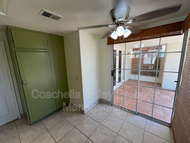 Building Photo - 43851 Vía Granada