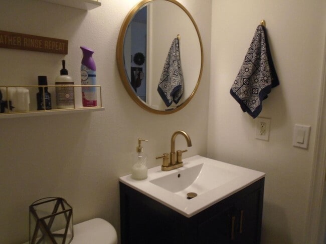 Building Photo - 3760 N Jog Rd