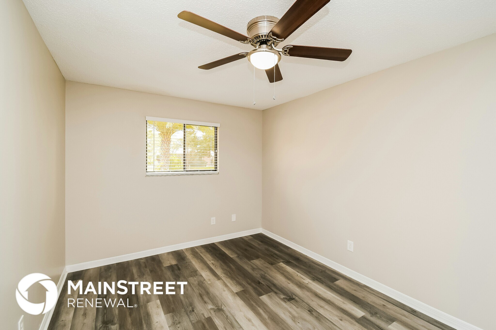 Building Photo - 576 Charles Carroll St