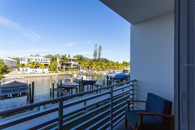 Building Photo - 1709 N Tamiami Trl