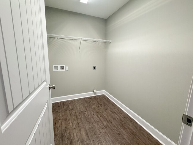 Building Photo - 1675 Jordon Ave