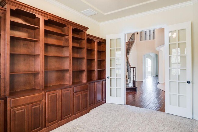 Building Photo - 14430 Daly Dr