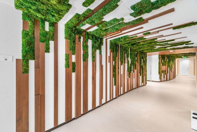 Building Photo - 220 SE Mizner Blvd