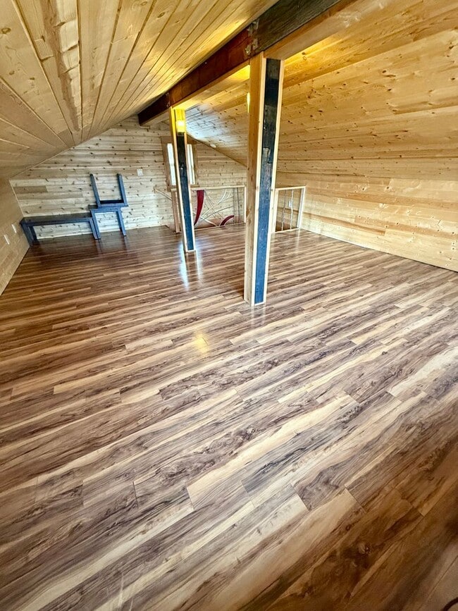Building Photo - 2bd Home for Rent in Fairbanks!