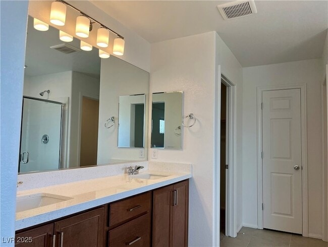 Building Photo - 9693 Biedler Ct