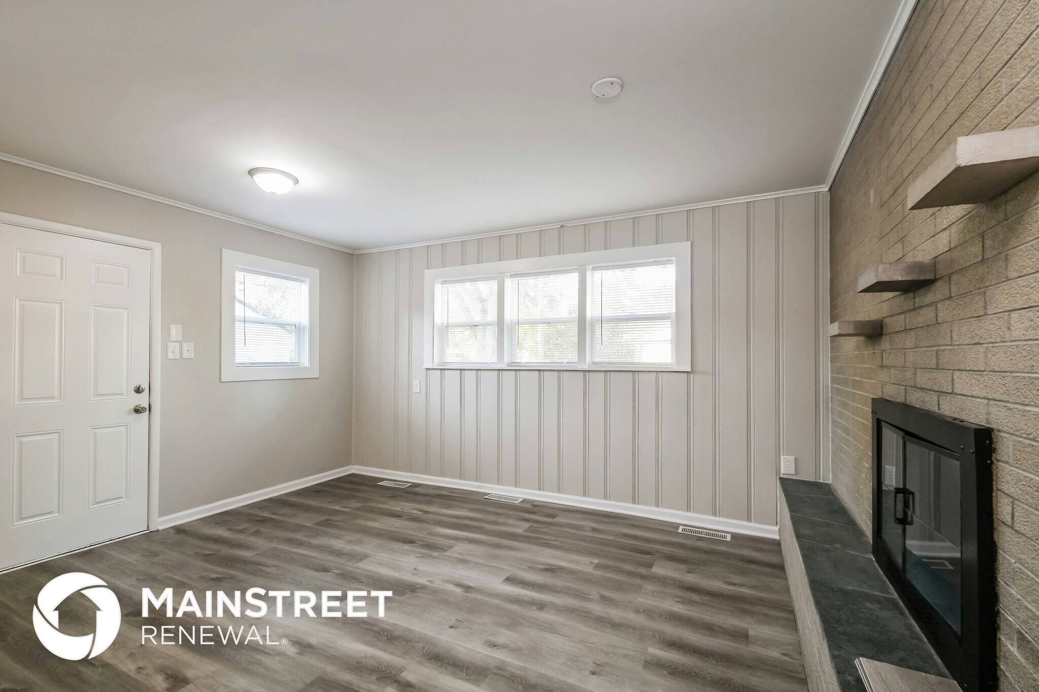 Building Photo - 4769 N Mitchner Ave