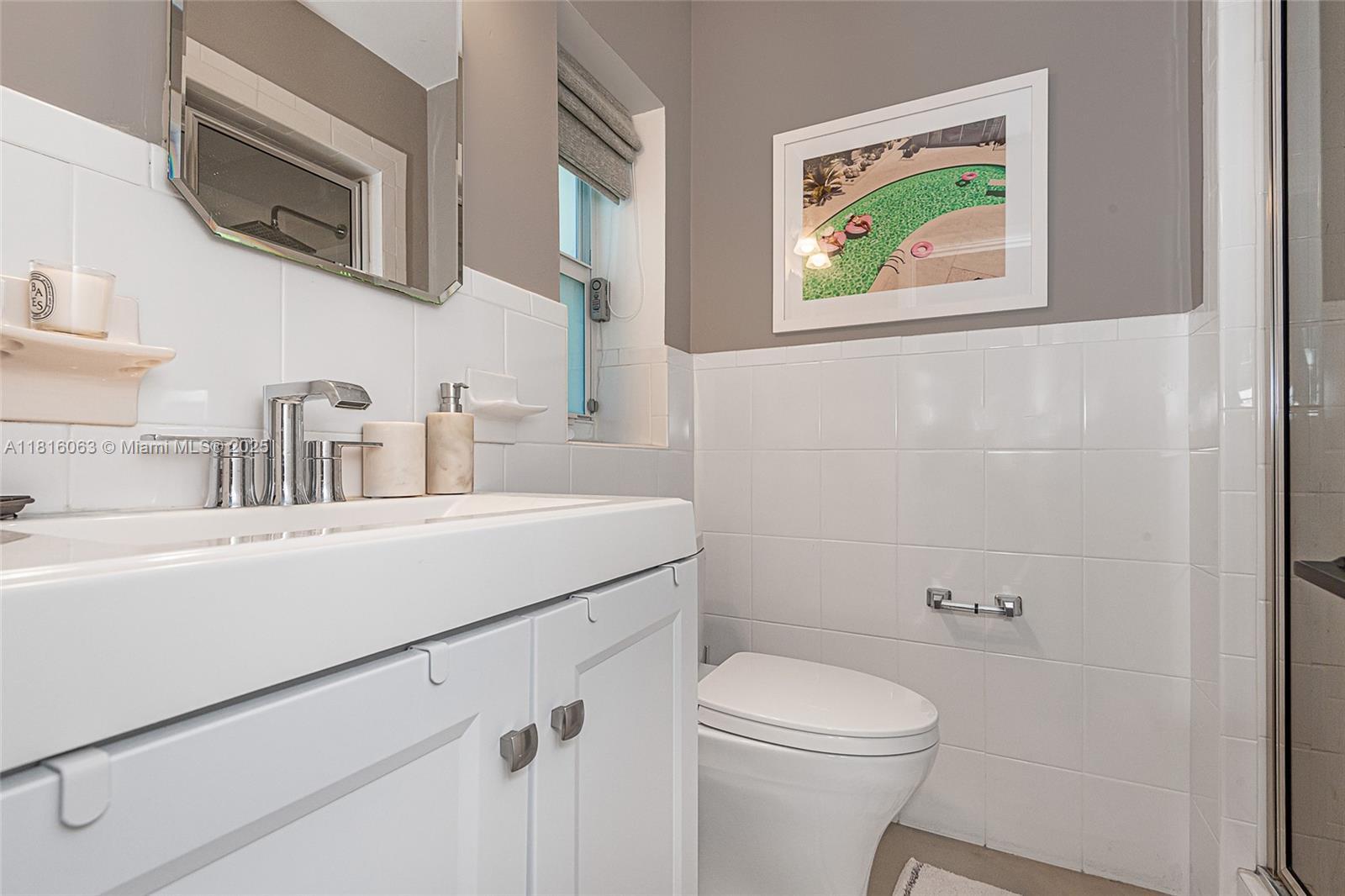 Building Photo - 375 Harbor Ct