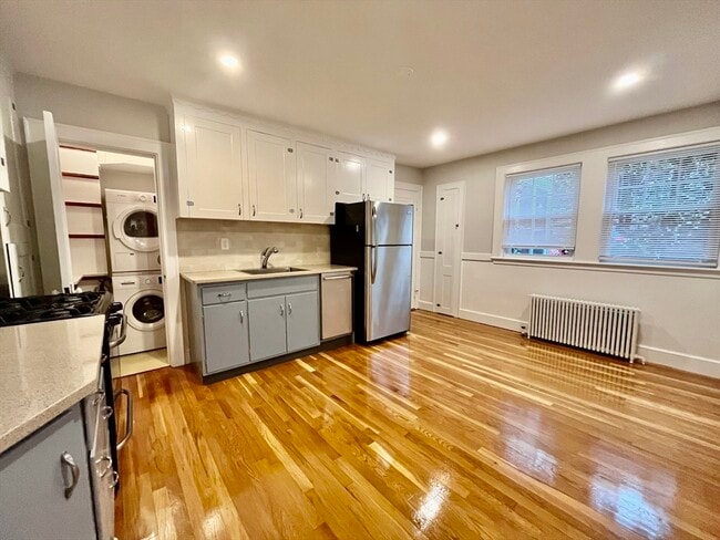 Primary Photo - 94 Glendale Rd