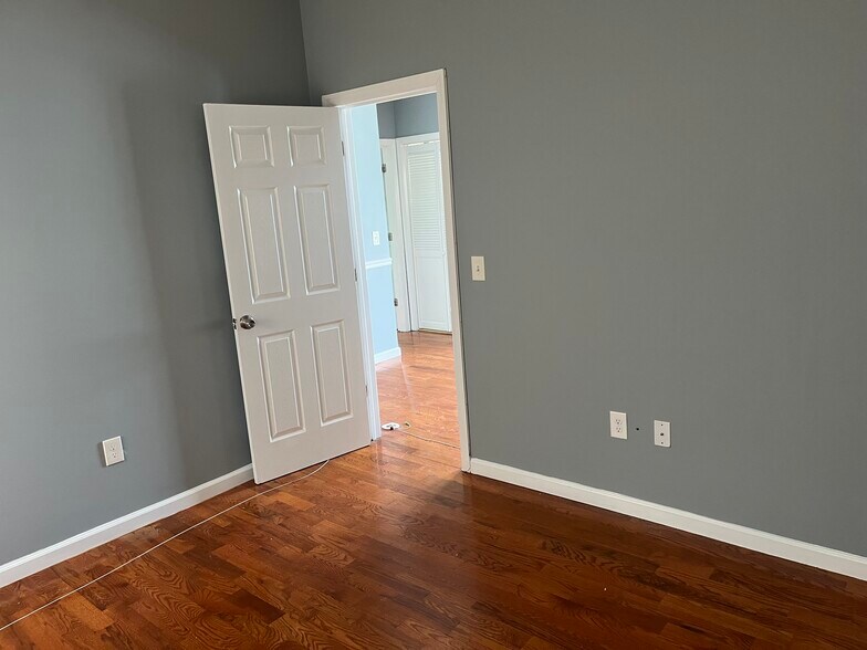 3rd Floor - 69 N 13th St