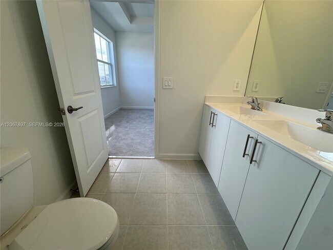 Building Photo - 26422 SW 148th Ct