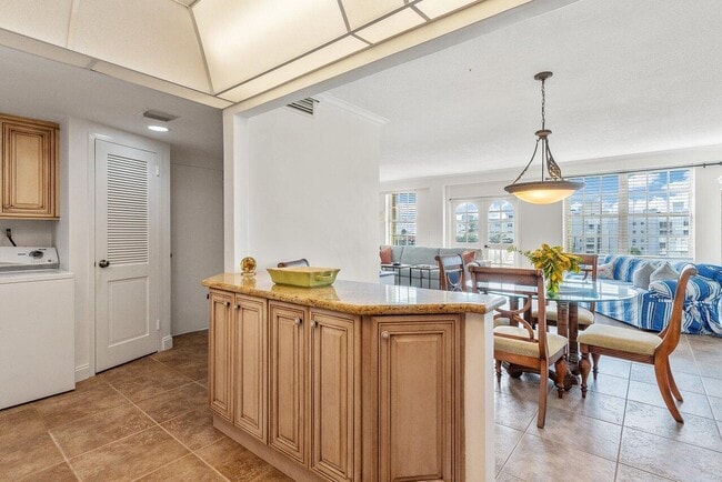 Building Photo - 3475 S Ocean Blvd