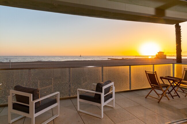 Building Photo - 6985 Trolleyway