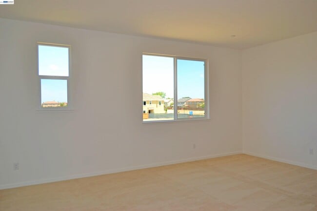 Building Photo - 2602 Brookshire St