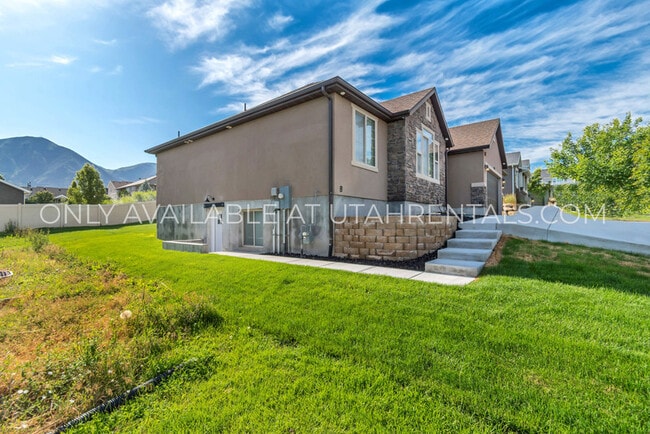Building Photo - 1076 Bear Hollow Ln