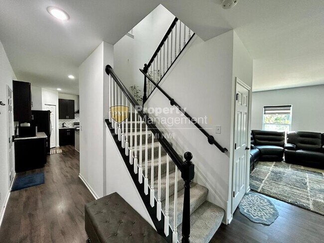 Building Photo - 5625 Burr Rdg Cir