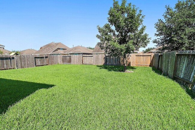 Building Photo - 8314 Hampton Bay Drive