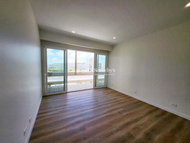 Building Photo - Ala Wai Plaza #PH8 | Honolulu, HI