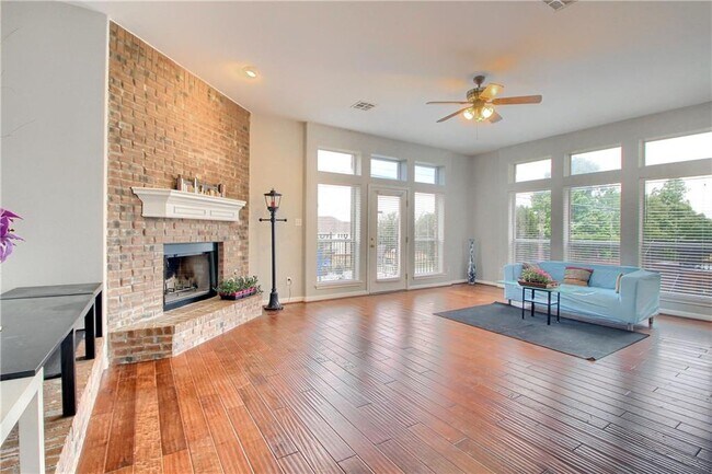 Building Photo - 3003 Cashell Wood Dr