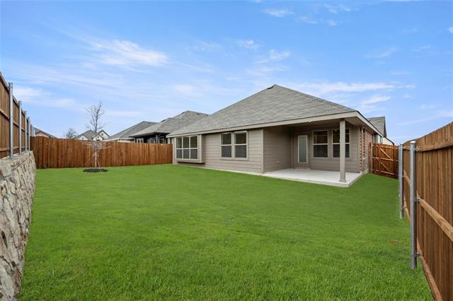 Building Photo - 904 Versailles Ct