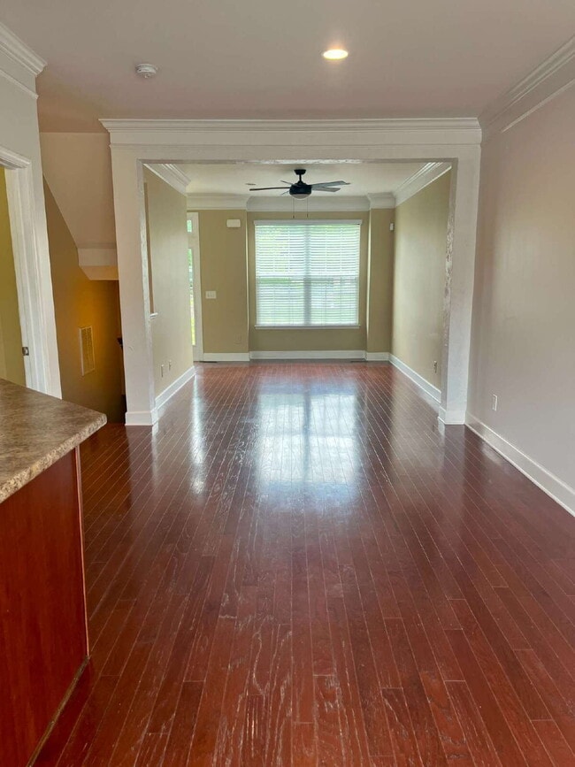 Building Photo - Spacious Lenox Village Townhouse: 3 Beds, ...