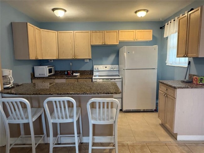 Building Photo - 6705 Gulf Winds Dr