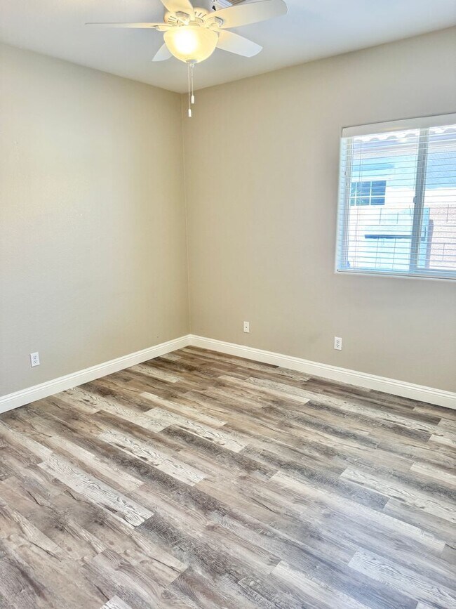Building Photo - Pristine Single Level 3 Bedroom Home In The Sought After Gated Lagos Vistoso Community in Chandler!