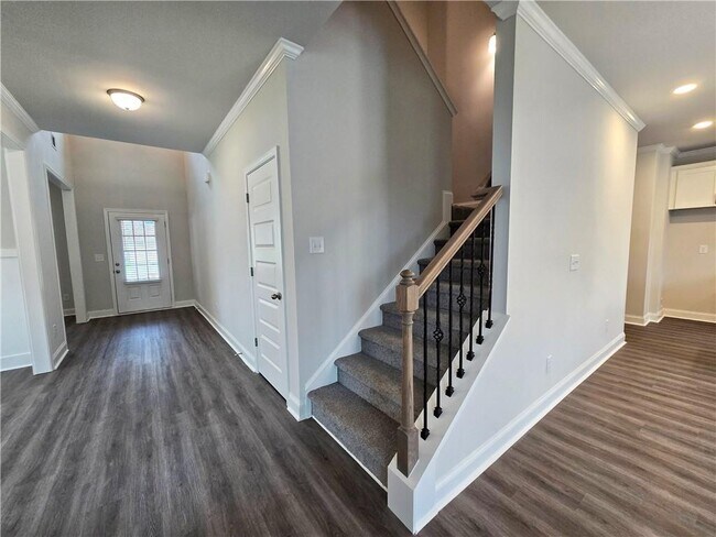 Building Photo - 3856 Lockaby Way