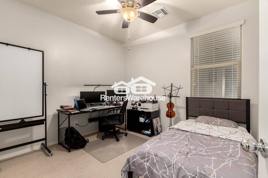 Building Photo - 17244 N 114th Dr