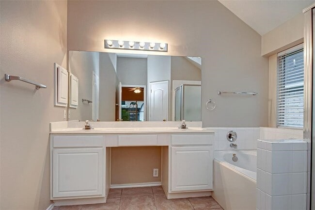 Building Photo - 17314 Granberry Gate Dr