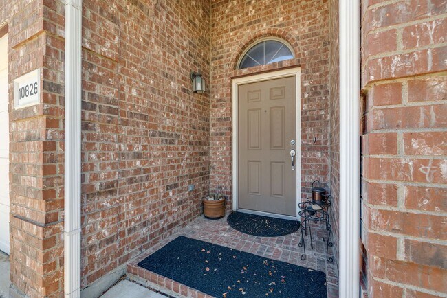 Building Photo - 10826 Calderwood Ln