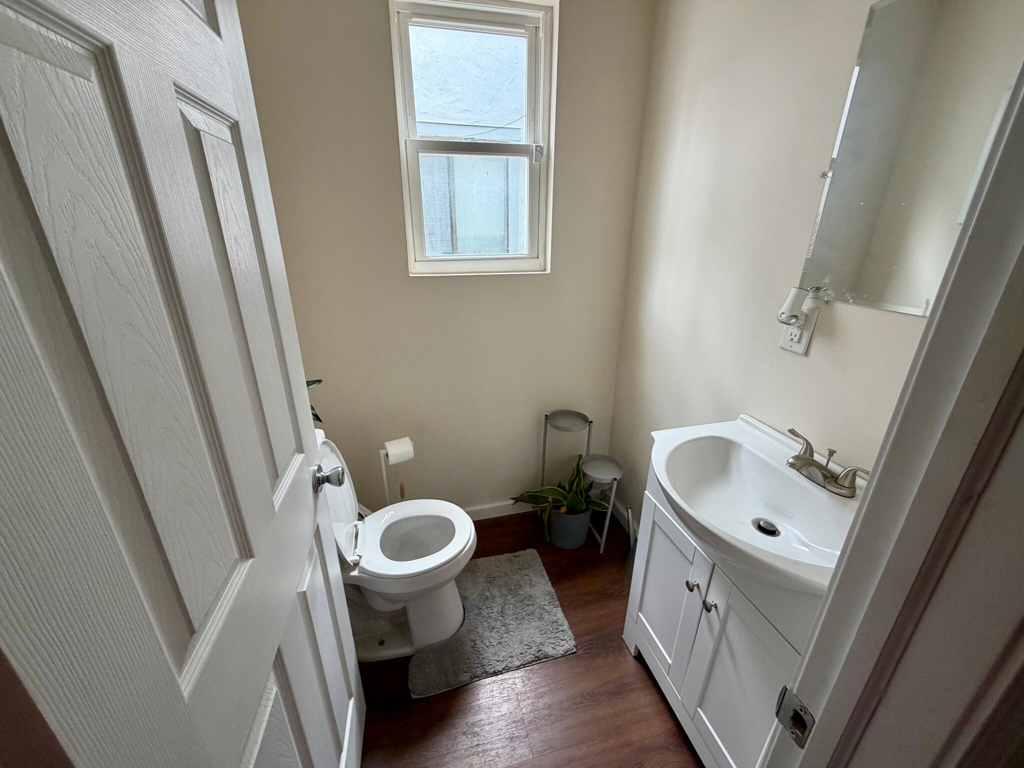 1st Fl-Half-Bath - 269 E 13th Ave