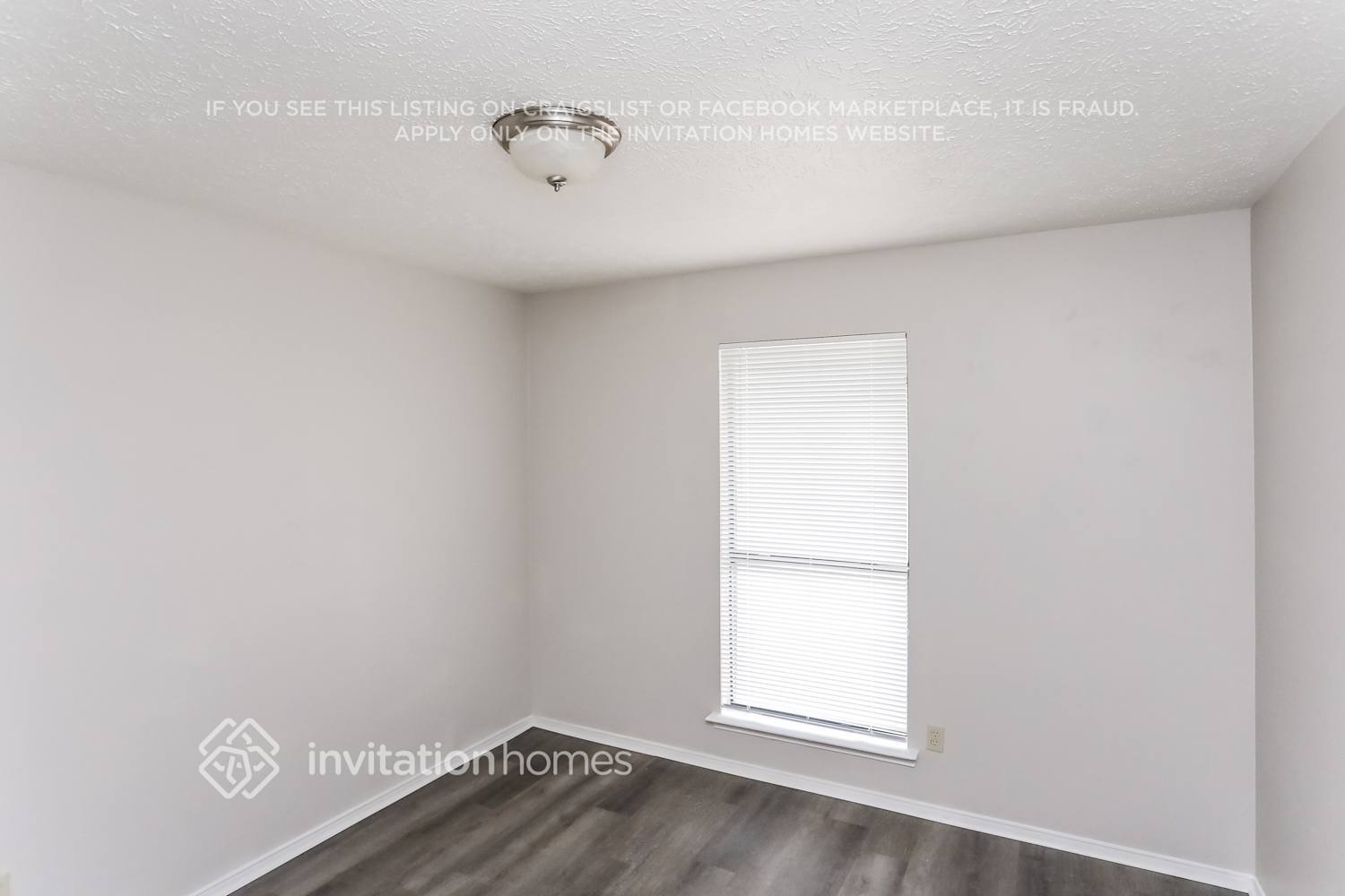 Building Photo - 722 Marigold Dr