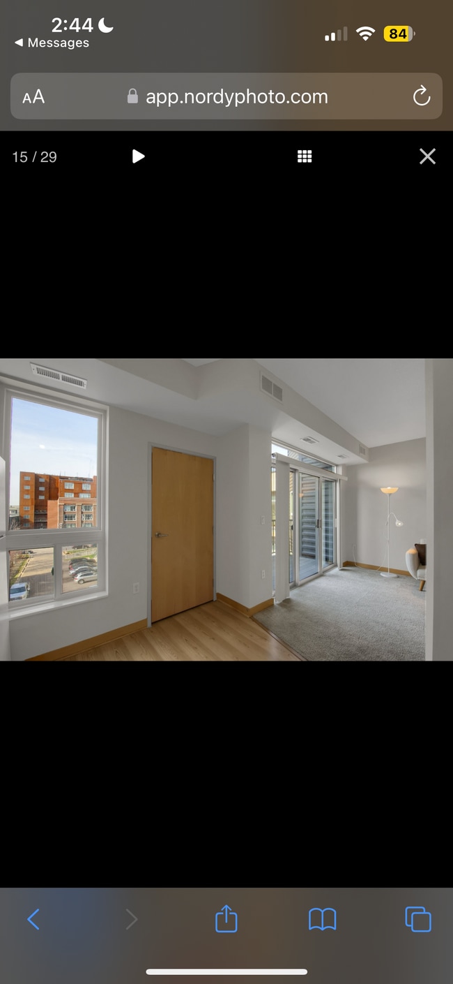 Building Photo - 2600 University Ave SE