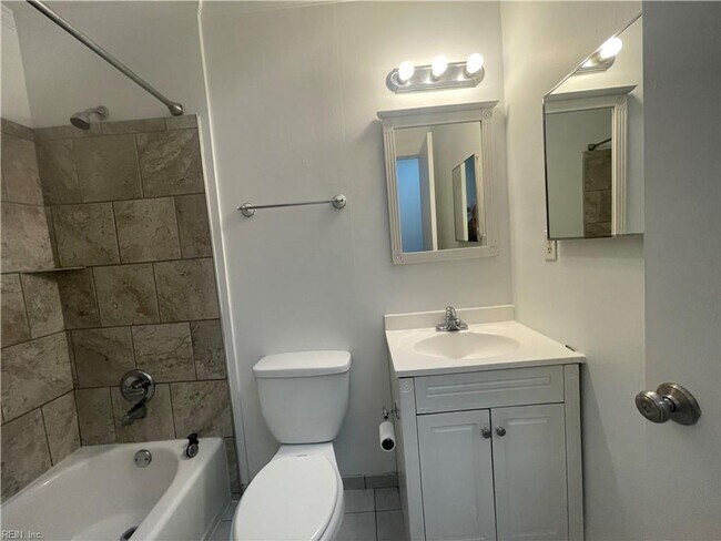 Building Photo - Modern Ranch Living in Indian Lakes - 3 Bedrooms, 2 Bathrooms