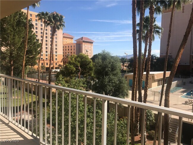 Building Photo - 205 E Harmon Ave