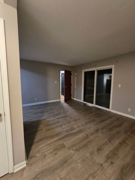 Building Photo - 72 Wilbury Pl