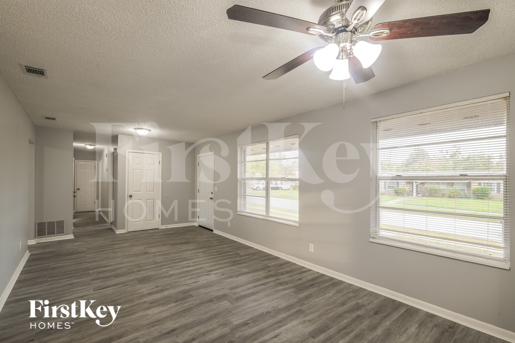 Building Photo - 8704 Country Creek Blvd